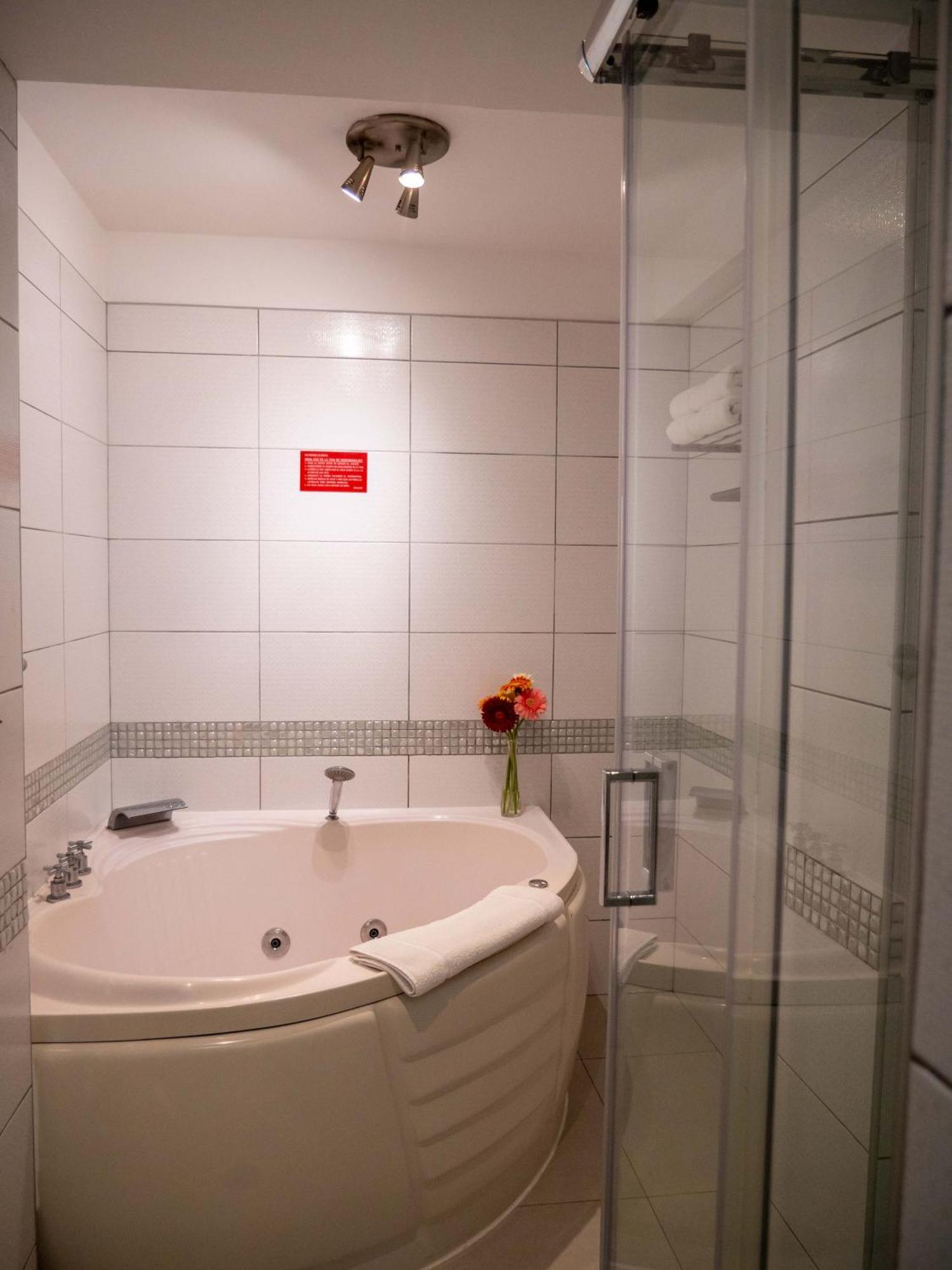 Hotel Britania San Borja ليما المظهر الخارجي الصورة